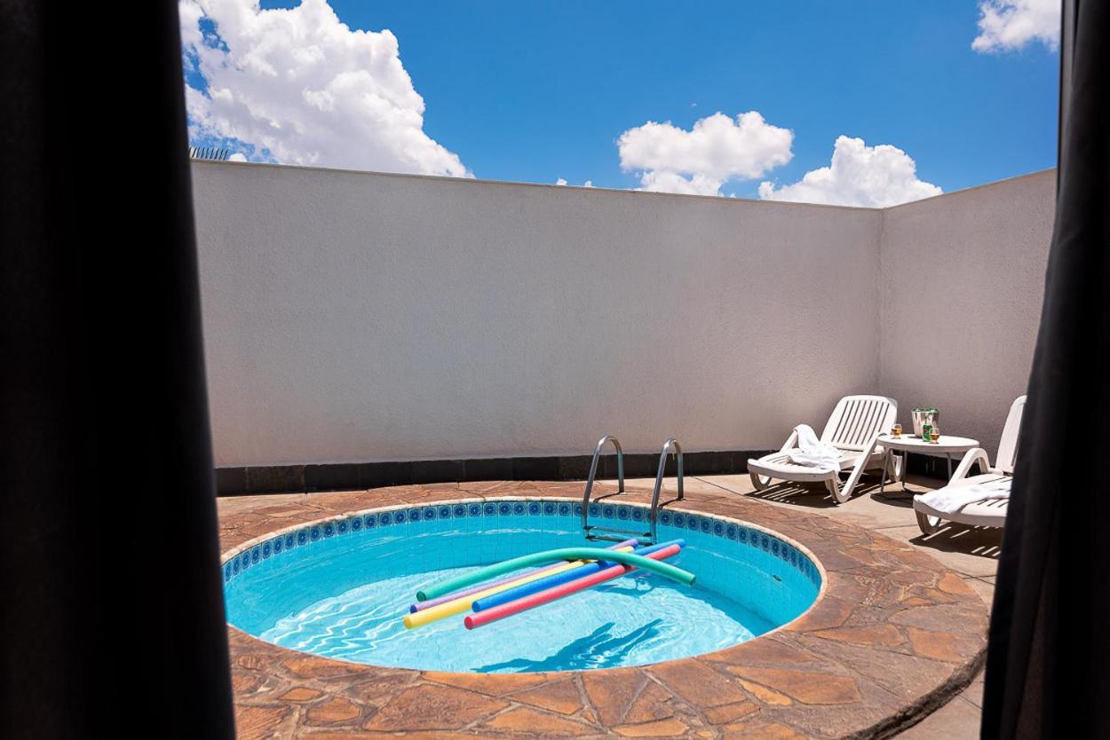 Status Motel Belo Horizonte Exterior photo